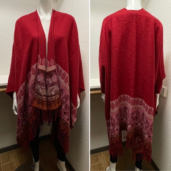 V.FRAAS ❤️ Rare Red Paisley Pattern, Ruana/ Poncho Cape with Twisted Fringes - Picture 2 of 7